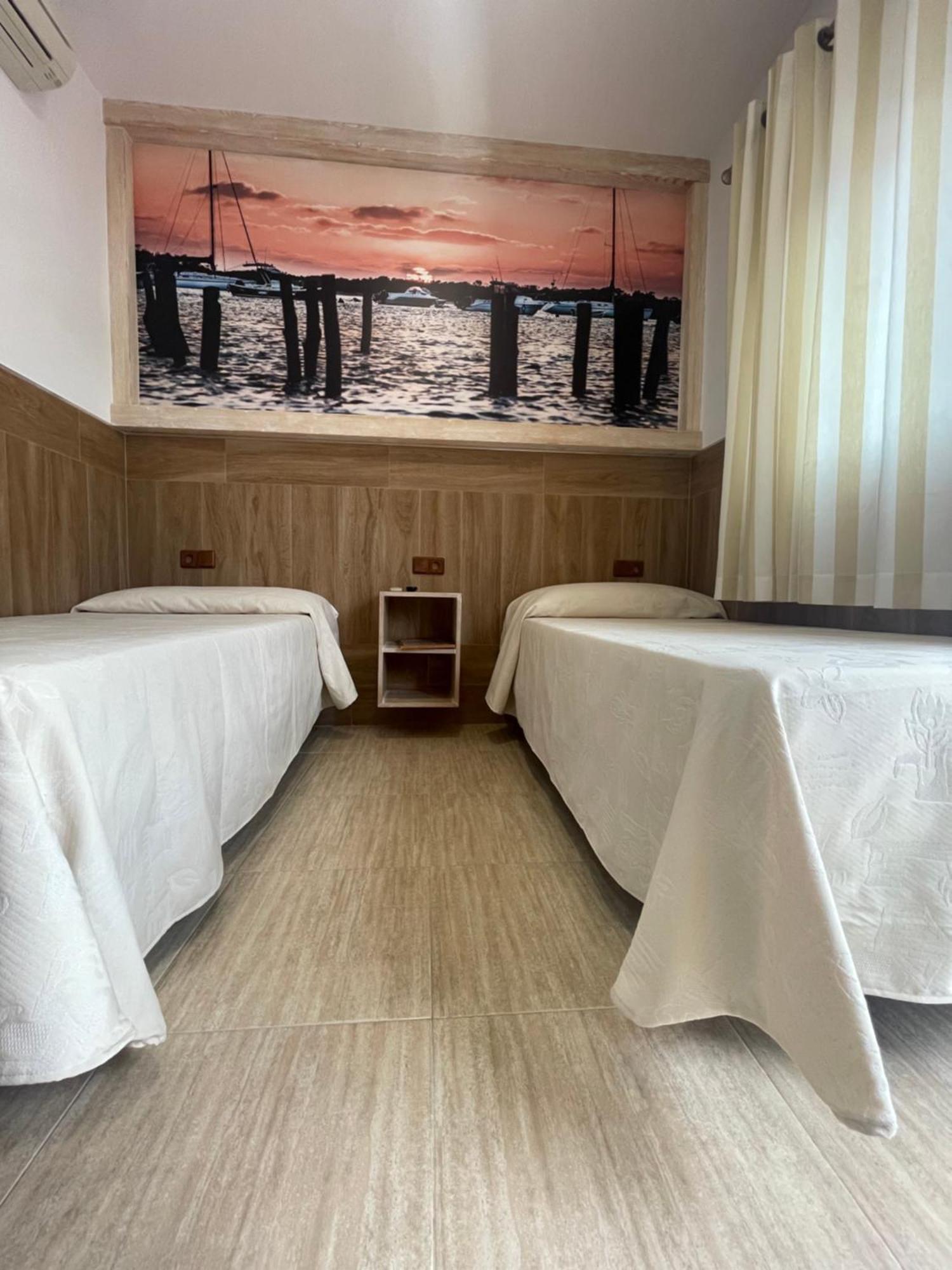 Hostal Noli Чиклана-де-ла-Фронтера Экстерьер фото